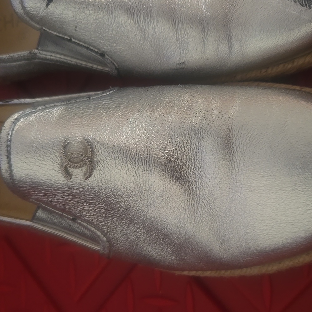 Channel Shoes - Picture 4 of 10